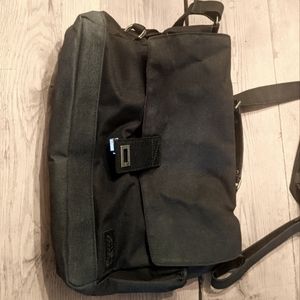 Occoquan Outfitters Messenger Bag